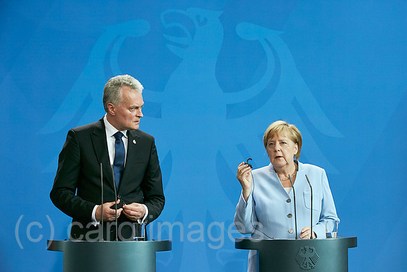 Berlin, Deutschland - Bundeskanzlerin Angela Merkel und Gitanas Nauseda, Praesident Litauens.