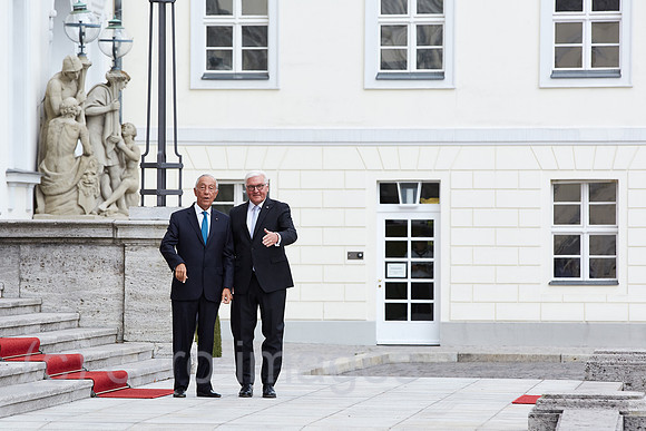 Berlin, Deutschland - Bundespraesident Frank-Walter Steinmeier und Marcelo Rebelo de Sousa, Staatspraesident Portugals.