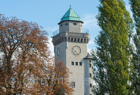 Der Casinoturm am S-Bahnhof Berlin-Frohnau