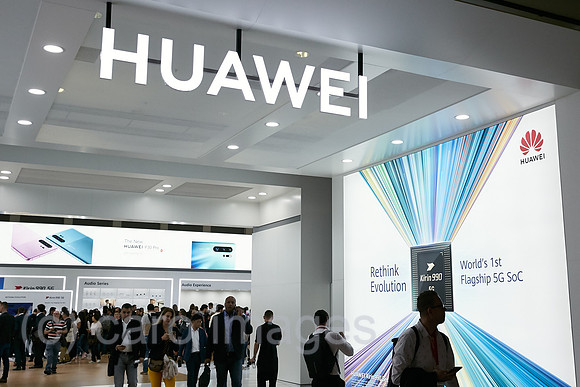 Berlin, Deutschland - Der Messestand von HUAWEI zur IFA.