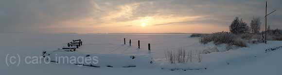 0PR101228D057CARO.JPG