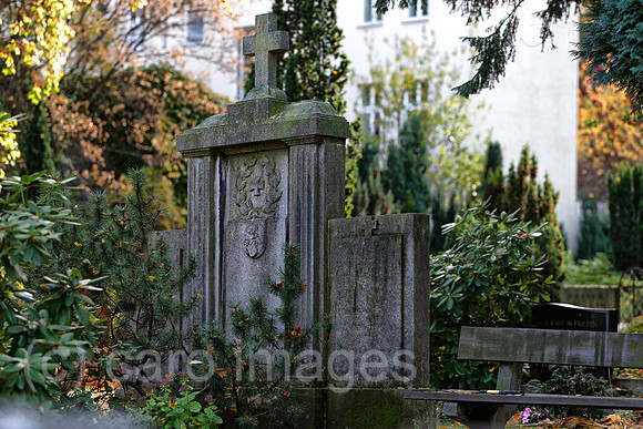 EJH131027D045CARO.JPG