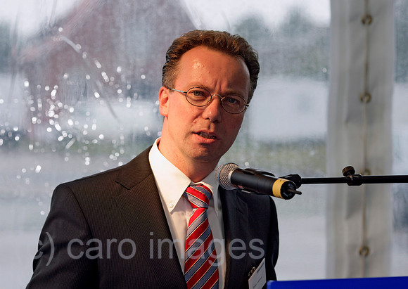 EJH0709000CARO.JPG