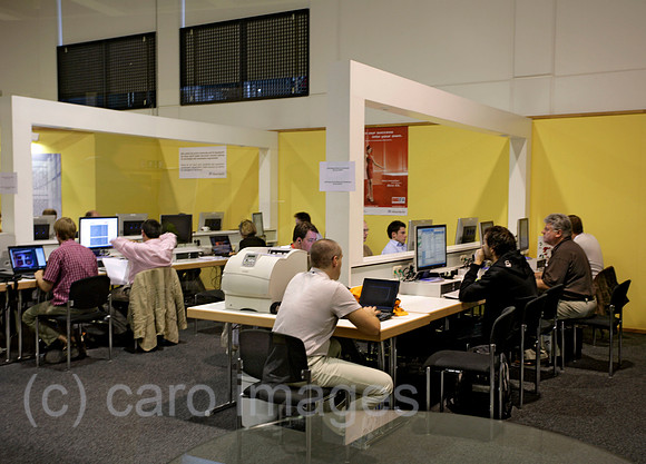 EJH0708272CARO.JPG
