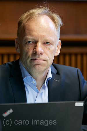 00R221214D060CAROEX.JPG