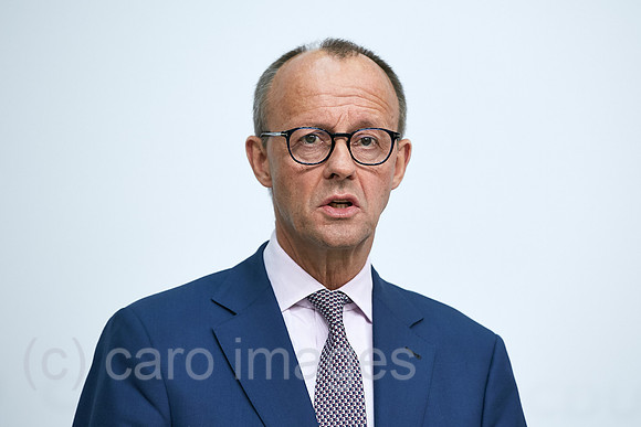 00R221010D110CAROEX.JPG