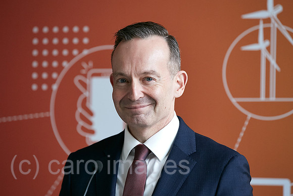 00R221130D224CAROEX.JPG