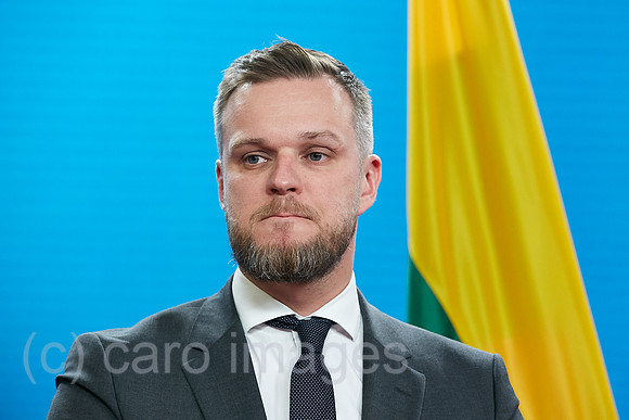 00R221111D041CAROEX.JPG