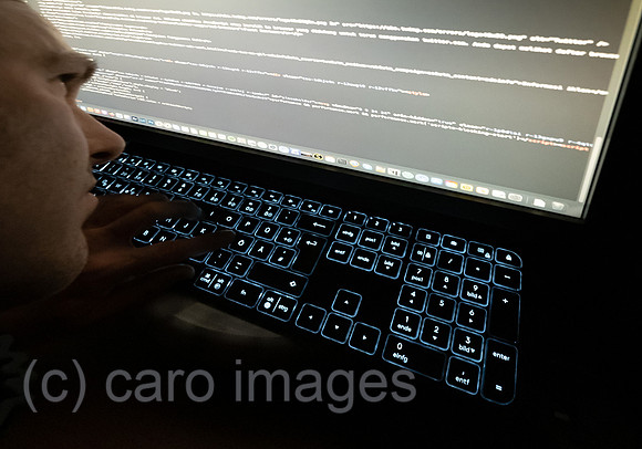 00A221201D364CAROEX.JPG