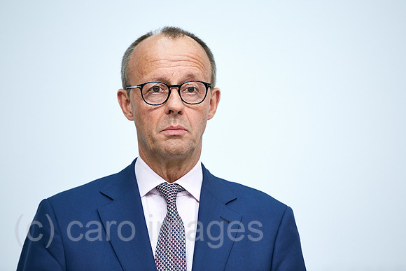00R221010D128CAROEX.JPG