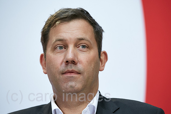 00R221010D012CAROEX.JPG