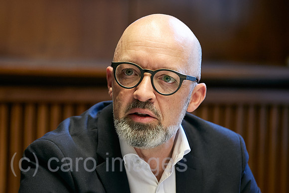 00R221214D075CAROEX.JPG