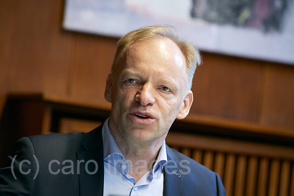 00R221214D041CAROEX.JPG
