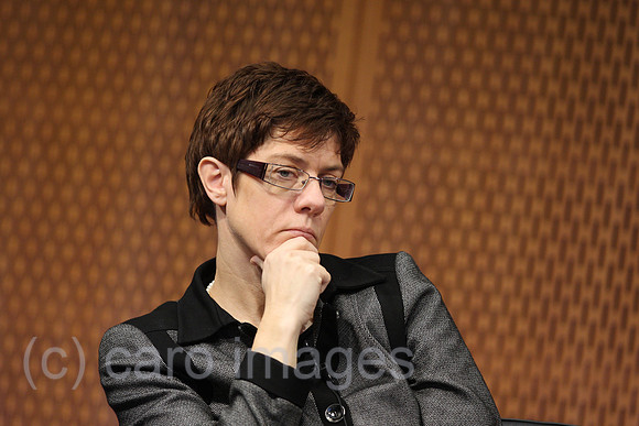 0MK120113D030CARO.JPG