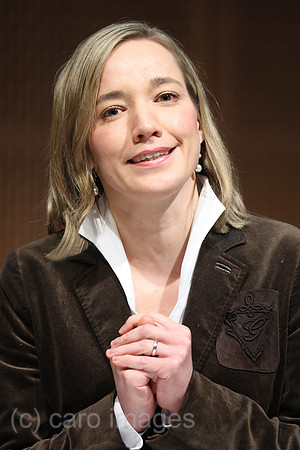 0MK120112D067CARO.JPG