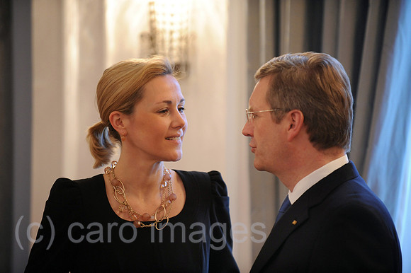0MW110113D011CARO.JPG