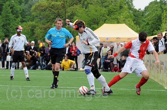0MW100520D003CARO.JPG