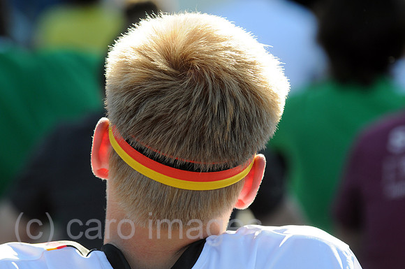 0MW100611D001CARO.JPG