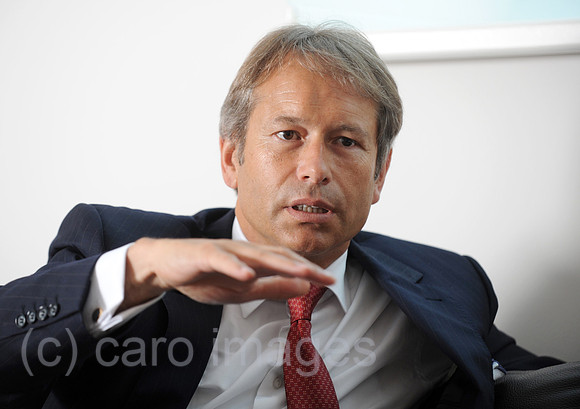 0MW100602D008CARO.JPG