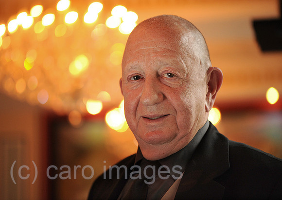 0MW101122D008CARO.JPG
