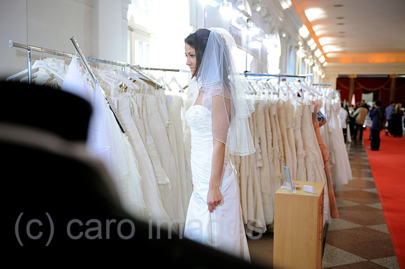 0MW110115D002CARO.JPG