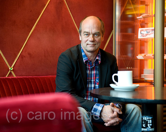 0MW100527D003CARO.JPG