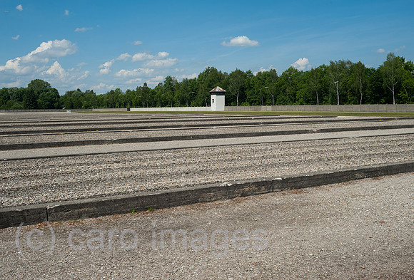 Dachau, Deutschland, Ehemalige Barackensiedlung in der KZ-Gedenkstaette Dachau