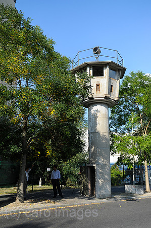 Berlin, Deutschland, Ehemaliger DDR Wachturm in Berlin-Mitte