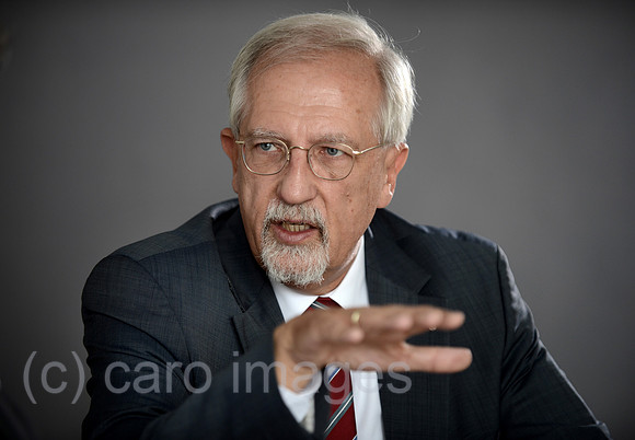 0MW120719D006CARO.JPG