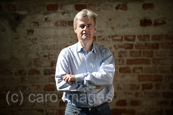 0MW120730D003CARO.JPG