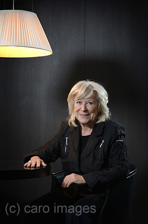 0MW121116D007CARO.JPG