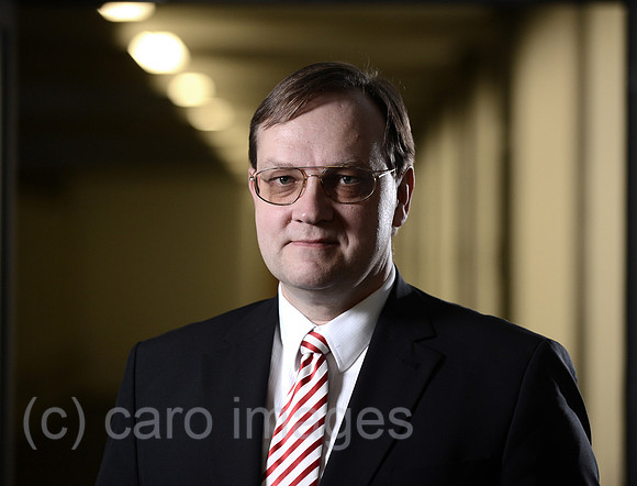 0MW121221D003CARO.JPG