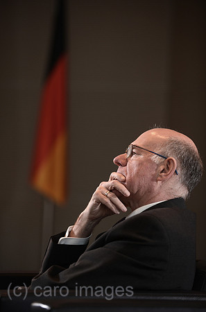 0MW130116D002CARO.JPG