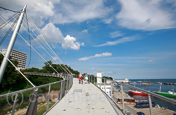 0TK100804D182CARO.JPG