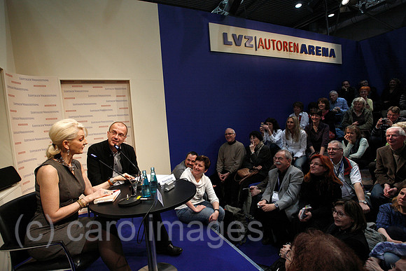 0TK110318D020CARO.JPG