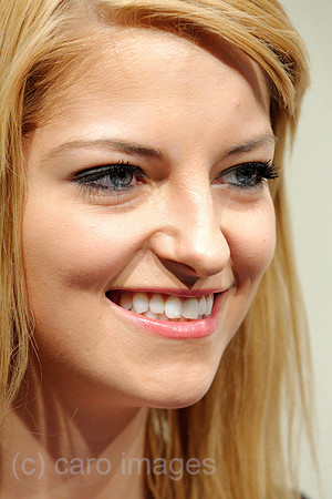 0TK110317D038CARO.JPG
