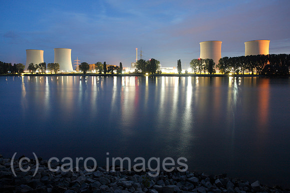 0TK101004D046CARO.JPG