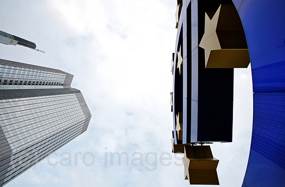 0TK100328D123CARO.JPG