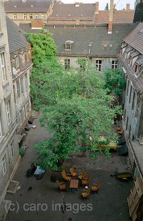 00P920620A141CARO.JPG