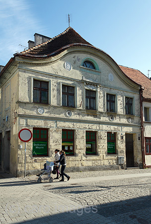 0SP101006D054CARO.JPG