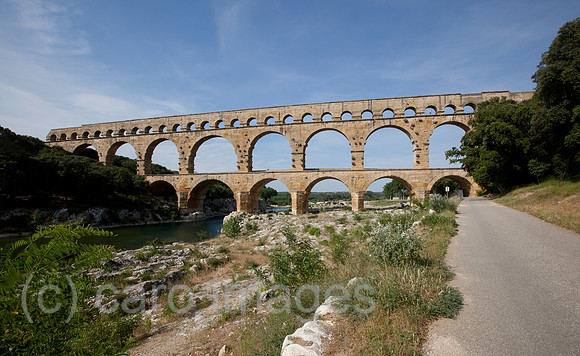 0SH120510D409CARO.JPG
