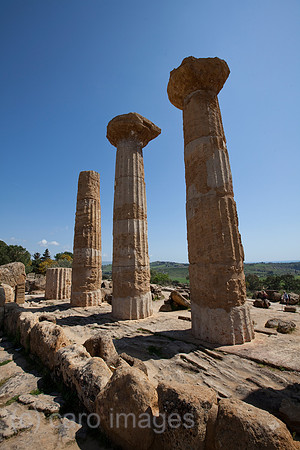 0SH110524D017CARO.JPG