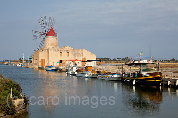 0SH110527D021CARO.JPG