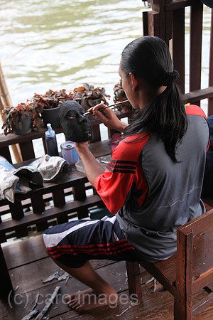 0SH110127D052CARO.JPG
