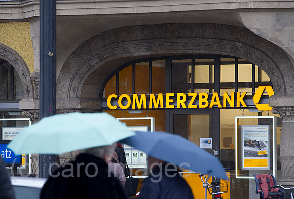 EBS12011417CARO.JPG
