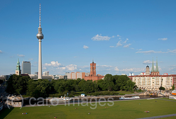 EBS11071157CARO.JPG