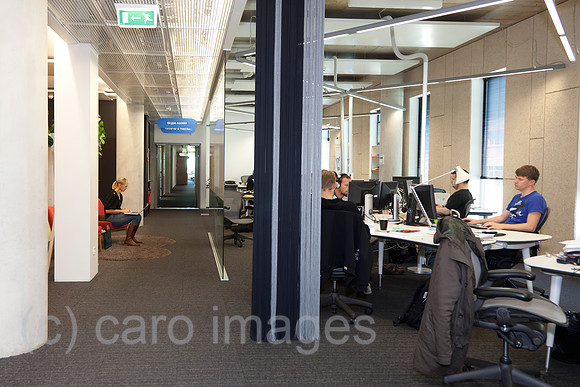 0RA110927D064CARO.JPG