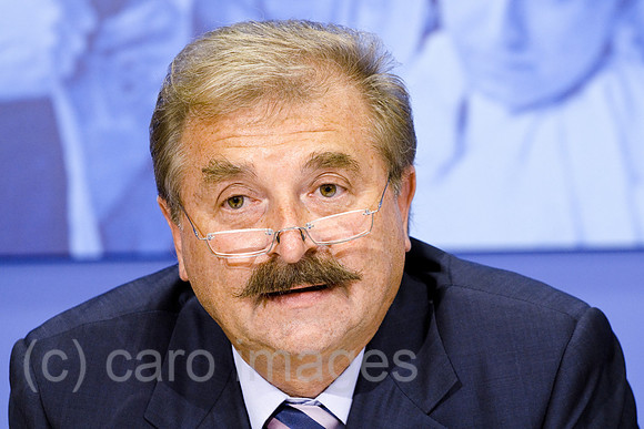 0SP100623D011CARO.JPG