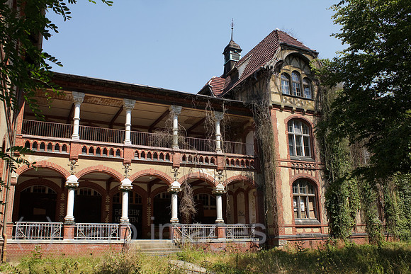 0SP100711D001CARO.JPG