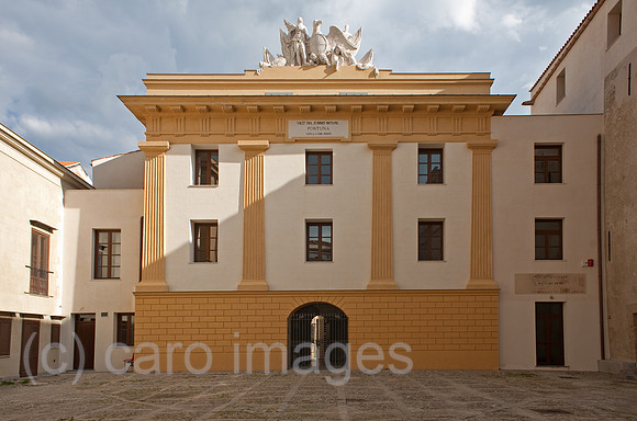 0SP091128D128CARO.JPG